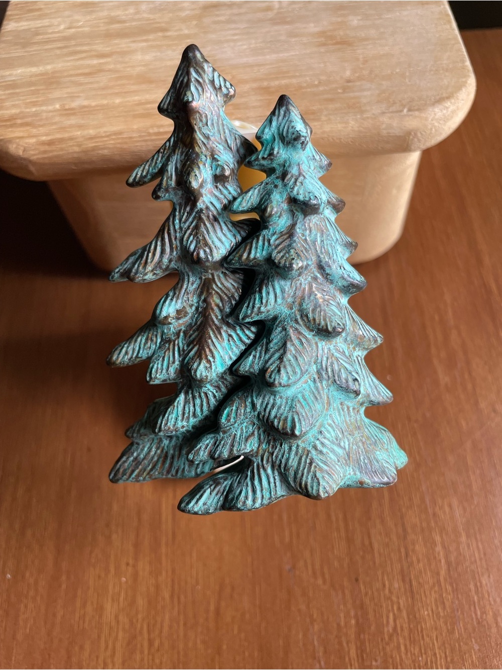 Bath and Body Works Wallflower Rustic Pine Trees Plug In
